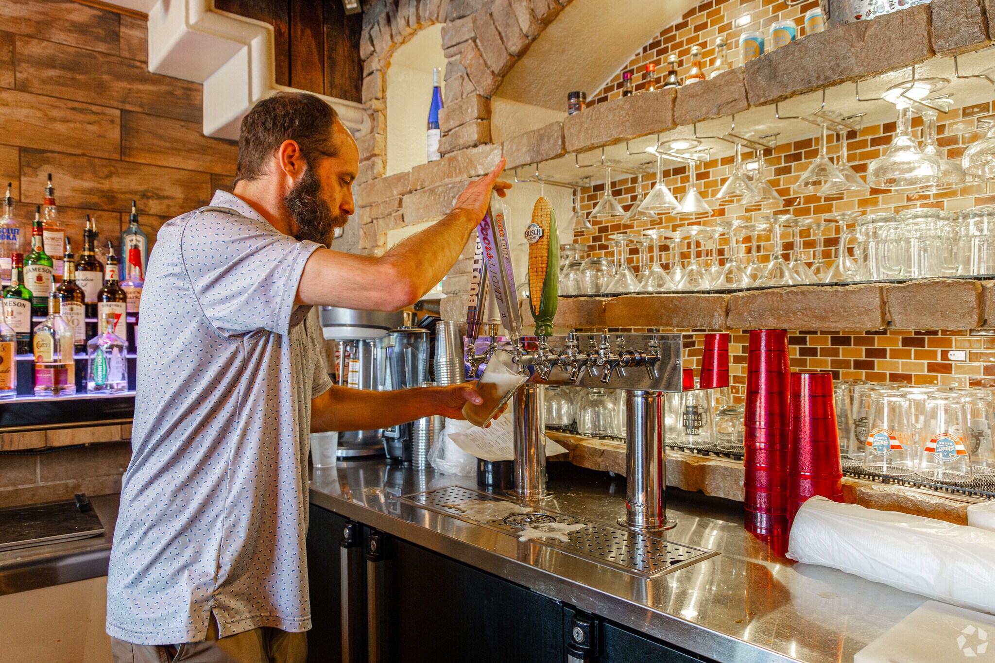 Stop by Dew Chilli Parlor Pub and Grill in Oak Ridge for some flavorful chili.