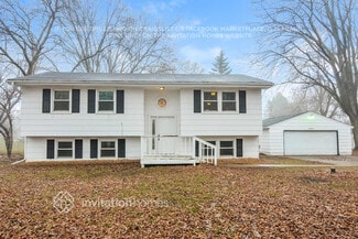 16901 Whitewood Ave, Prior Lake, MN 55372