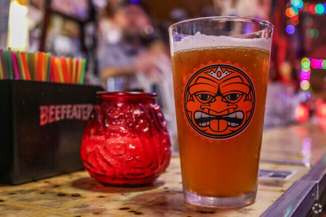 Chatham Arch residents can enjoy a variety of drinks at Chatterbox Jazz Club.