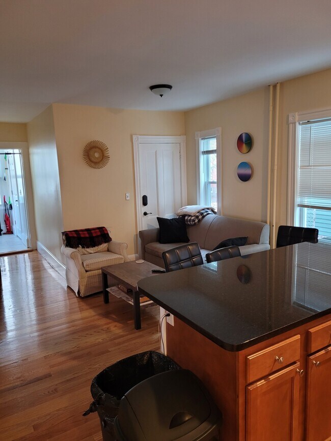 42 Gorham St unit 1, Somerville, MA 02144 - photo 3