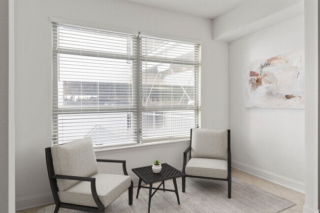 Bower Westside - Sunroom