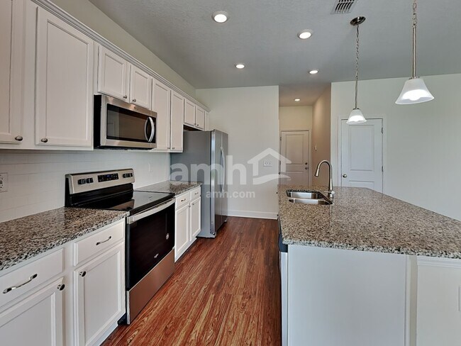 4536 Reisswood Loop, Palmetto, FL 34221 - photo 4