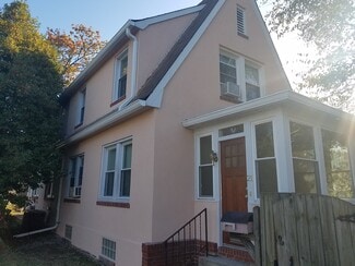 21 Sunship Rd, Dundalk, MD 21222