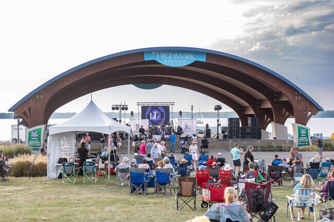 8 Great Tuesdays brings free concerts to Liberty Park in July and August.