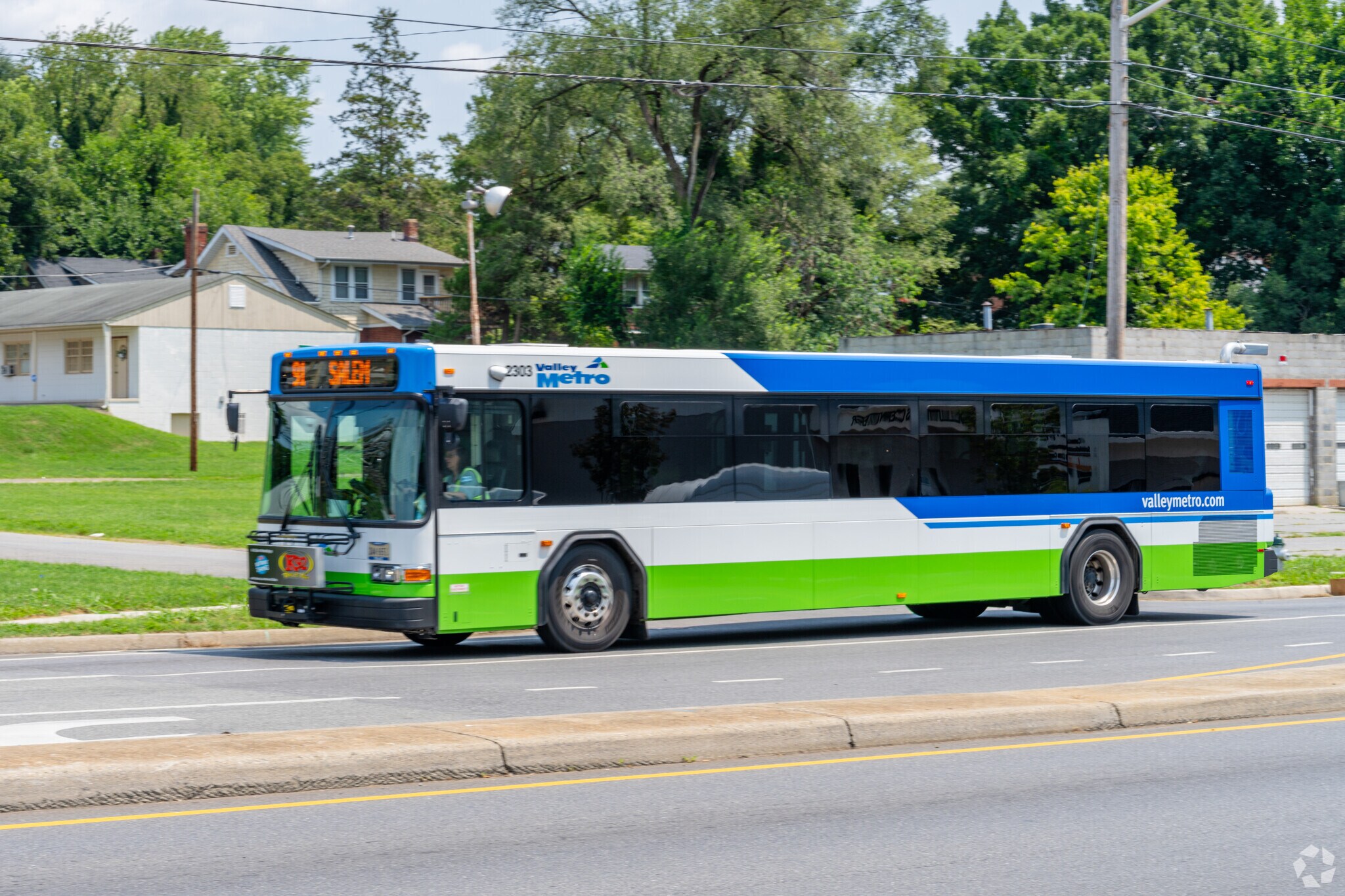 The Valley Metro bus can be see making stops along Melrose Avenue for residents to get around.