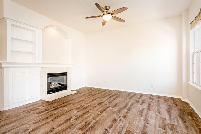 903 Lawrence Dr unit 903 Lawrence, San Luis Obispo, CA 93401 - photo 2