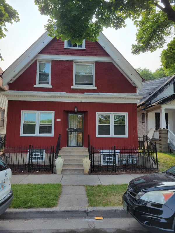 3245 N 8th St Unit front unit, Milwaukee, WI 53206