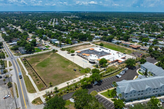 Living Faith Academy is conveniently located along major thoroughfares.