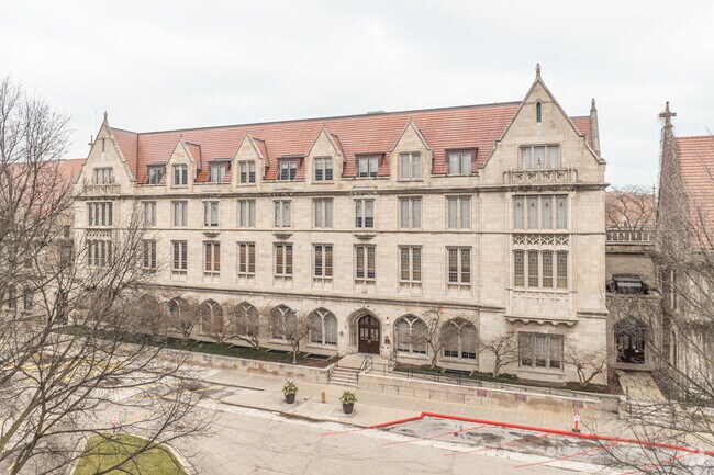 University Of Chicago Lab School offers plenty of fun after school activities.