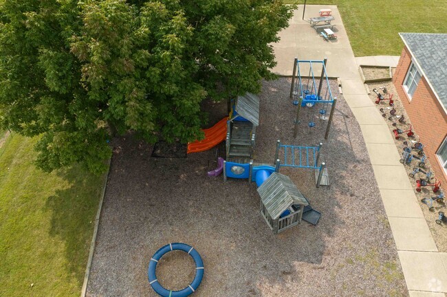 First School in Mahomet, IL near Lake of the Woods 1