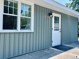 61 Old Amherst Rd, Sunderland, MA 01375