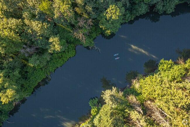 Bull Mountain residents have easy access to miles of kayaking on the Tualatin River.