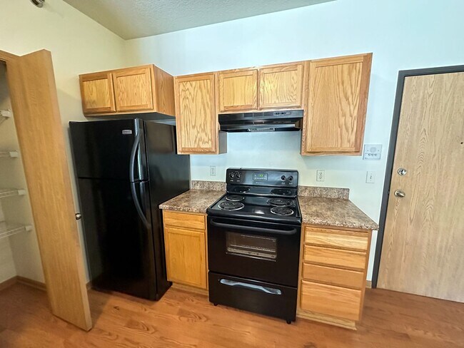 Beach View, Ames, IA 50014 - photo 6