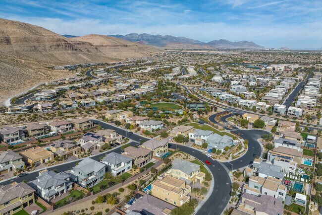 Summerlin South is one of the most prestigious and desirable areas in all of Las Vegas.