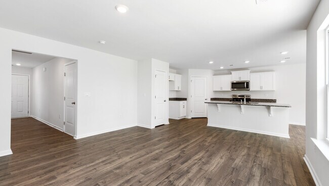 2259 Springview Ct, Boiling Springs, SC 29316 - photo 4