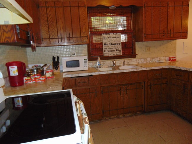 7201 S Fairfield Ave unit 2, Chicago, IL 60629 - photo 5