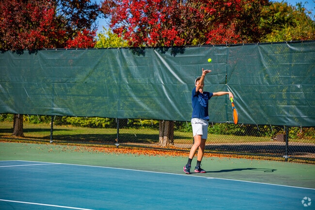 Byrd Park is about 15 minutes from Elkhardt for tennis and outdoor fun.