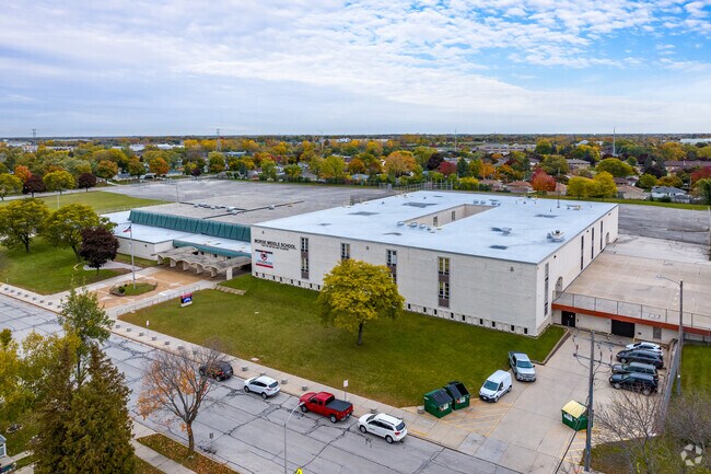 An aerial view of Morse Middle School in the Menomonee River Hills neighborhood.