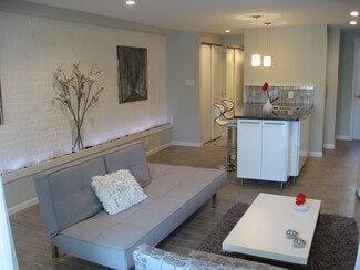 626 G St NE Unit B, Washington, DC 20002