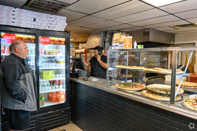 Tosco's Pizzeria is one of two pizzerias in the small hamlet of Wallkill.