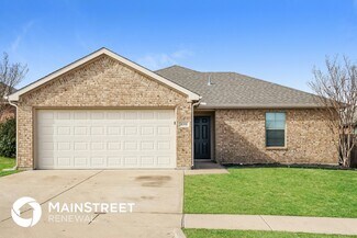 8108 Raleigh Dr, Fort Worth, TX 76123