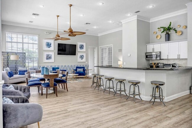 Cobblestone at Eagle Harbor general photo