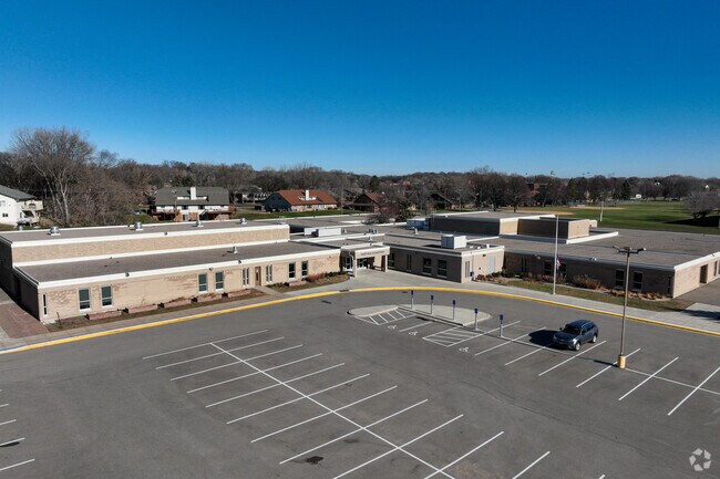 Westview Elementary has a student /teacher ratio of 13:1.