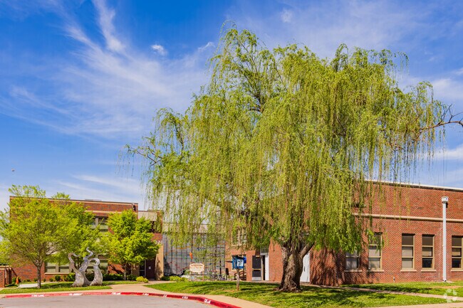 Wilson Elementary School offer great education for students.