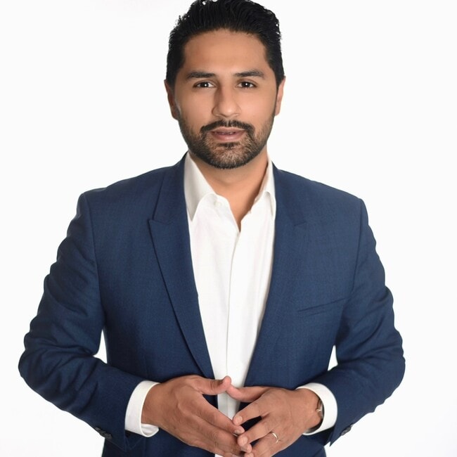 Agent Photo