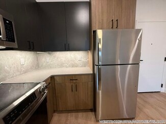 199 Gardner St Unit 407, Boston, MA 02132
