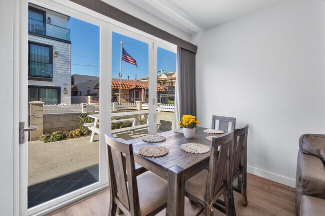 717-21 Island Ct unit FL1-ID1038978P, San Diego, CA 92109 - photo 6