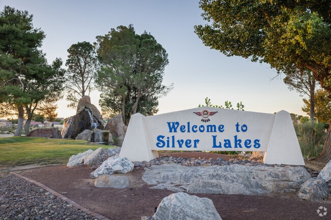 Silver Lakes offers the best of high desert living.