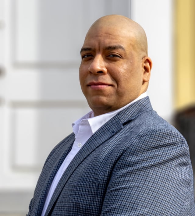 Luis Santiago