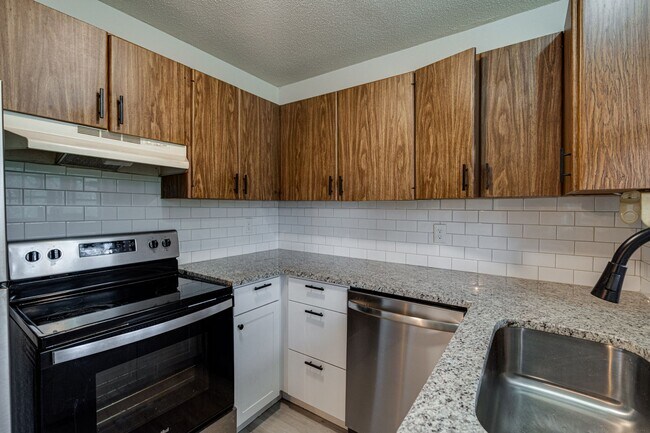 2845 Dayton Blvd unit 5, Chattanooga, TN 37415 - photo 5