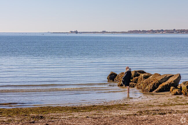 Pope Beach residents often enjoy waterfront walks in every season.