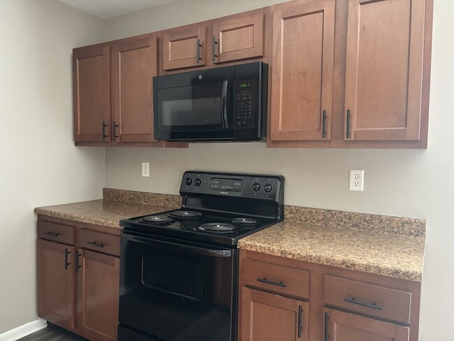 Dillsboro Townhomes, Dillsboro, IN 47018 - photo 2