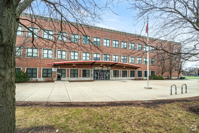 Marine Leadership Academy has an average student to teacher ratio of 15 to 1.