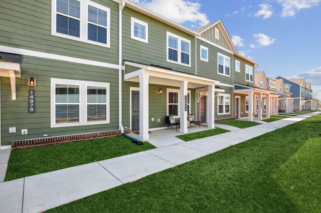 Hamlet Watkins Centre - Homes & Townhomes for Rent, Midlothian, VA 23114 - photo 4