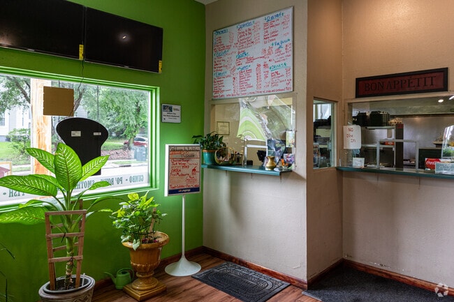 PeeWee's is a local favorite amongst West Central Rock Island residents.