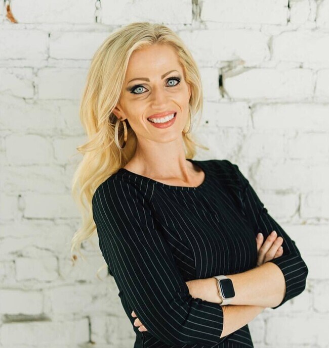 Mandi Richens