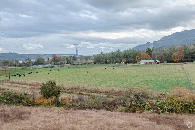 It's not hard to find ranches and larger plots of land in Quilcene WA.