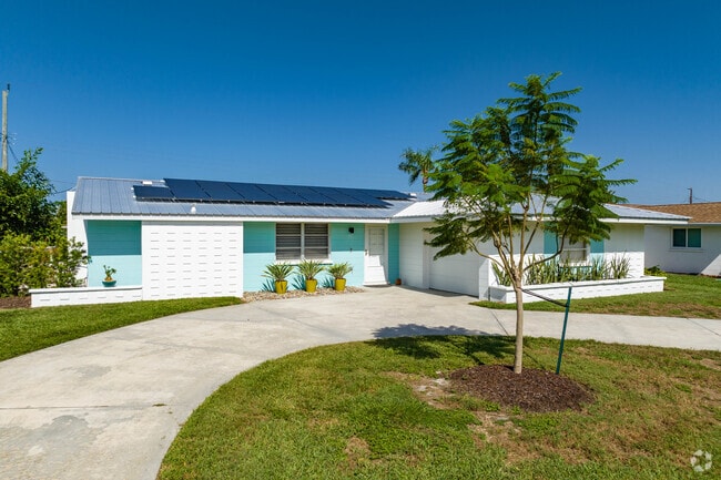 Solar panels are a common feature in Gulf Gate Estates homes.