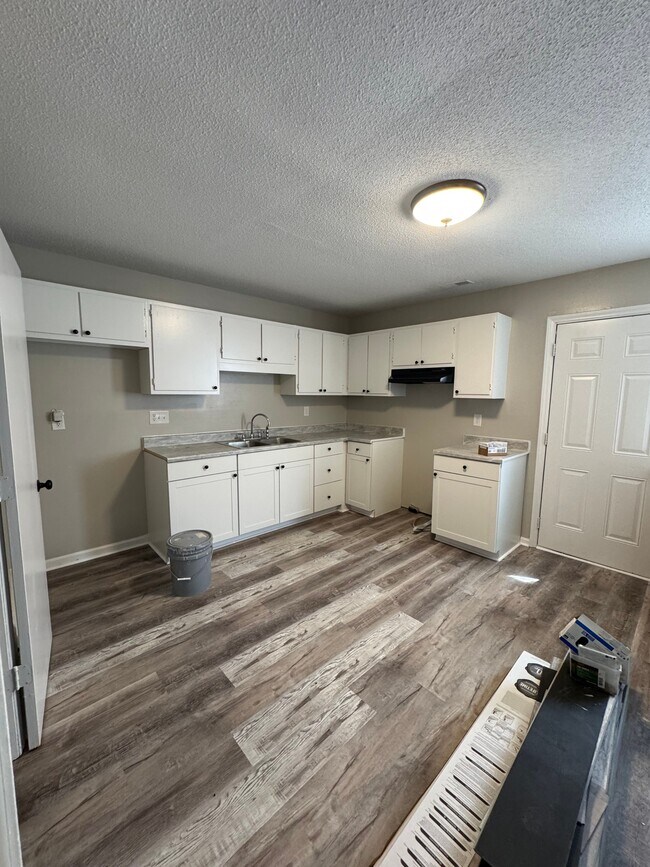 4206 Delbert Ave unit C, Durham, NC 27704 - photo 6