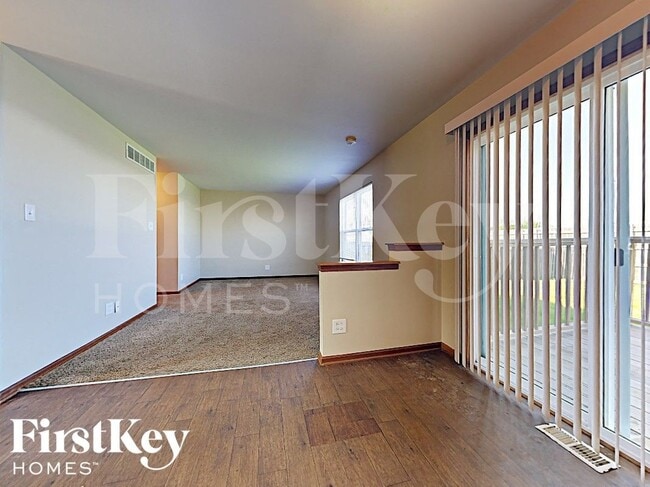 1203 Quail Dr, Plainfield, IL 60586 - photo 6