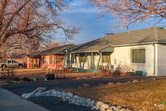 Ranch style homes will sometimes have vinyl exteriors.