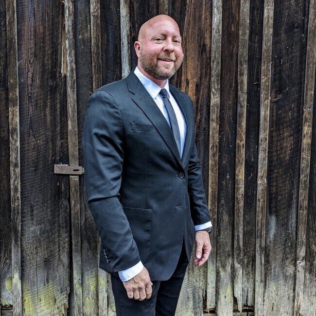 Agent Photo