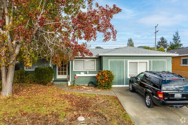 A starter family home in the Country Club Crest neighborhood.