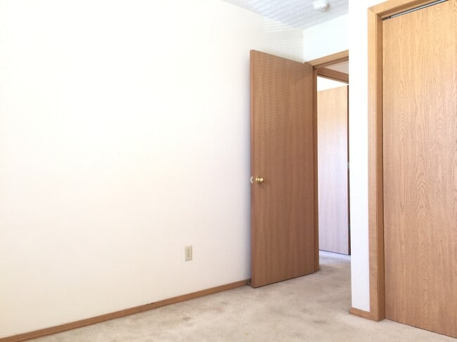 Fairway, Springfield, MO 65804 - photo 3