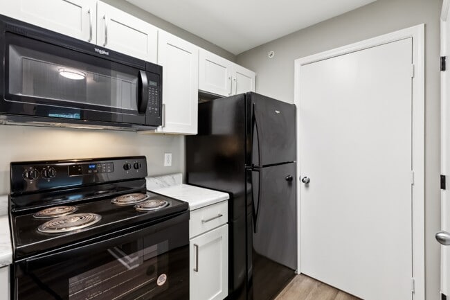 Barrington Parc Apartments, Moody, AL 35004 - photo 4