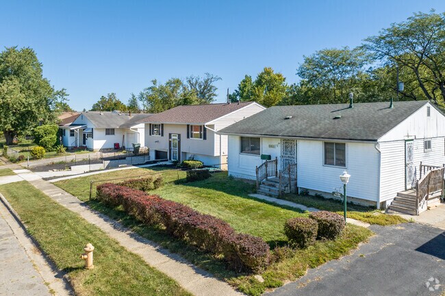 Most homes found in Milbrook are single story.